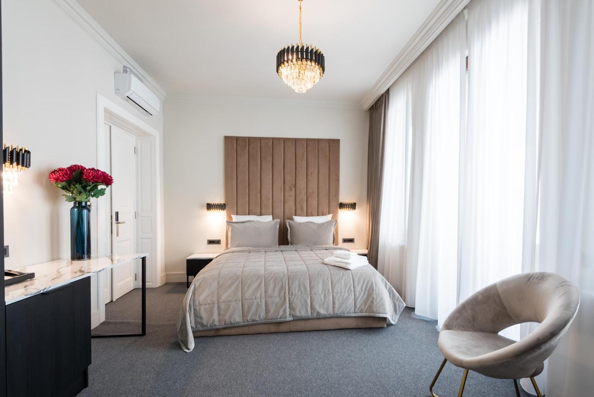 Highline Downtown Aparthotel Oldtown Unirii Square Βουκουρέστι Εξωτερικό φωτογραφία