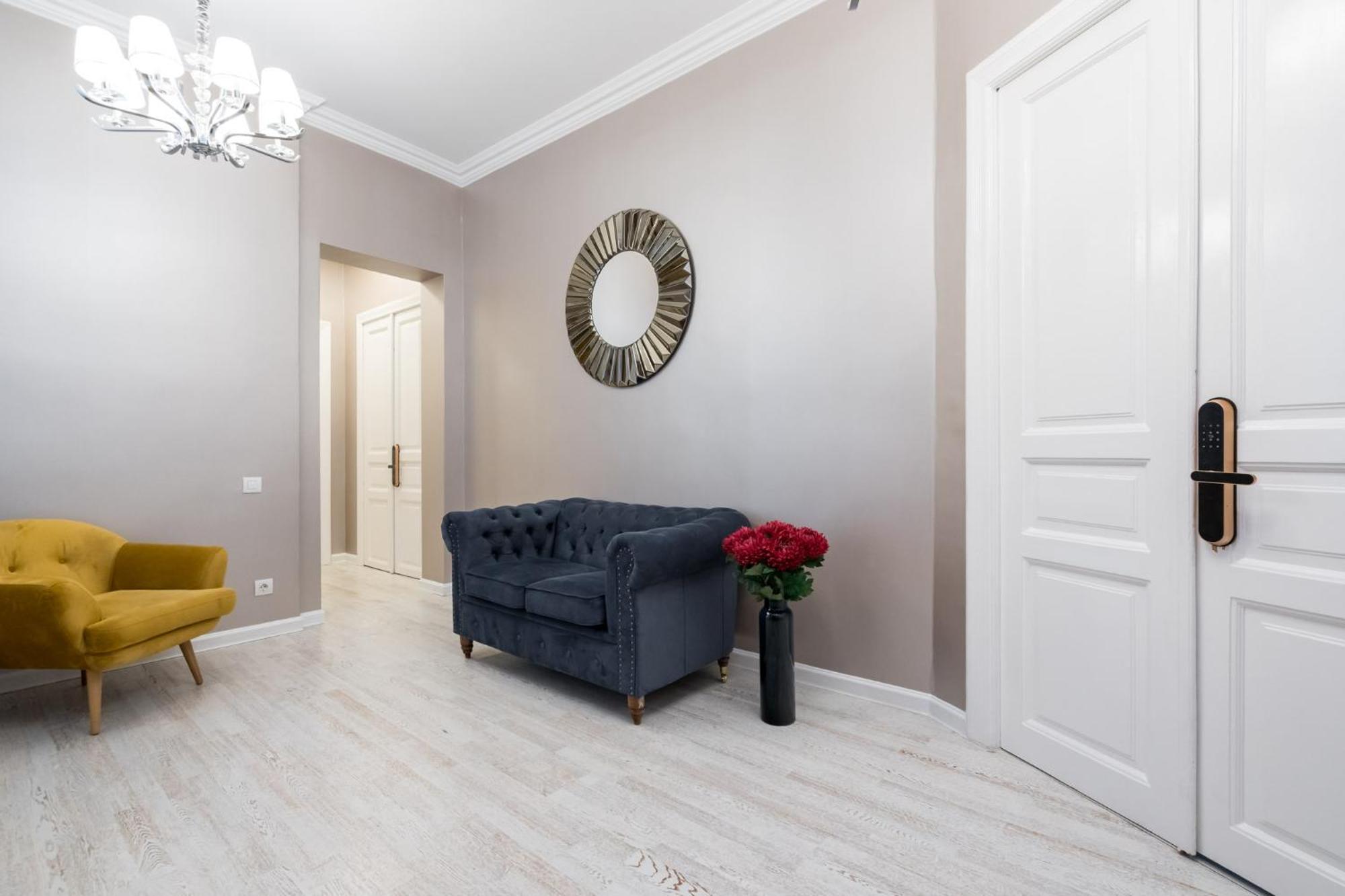 Highline Downtown Aparthotel Oldtown Unirii Square Βουκουρέστι Εξωτερικό φωτογραφία